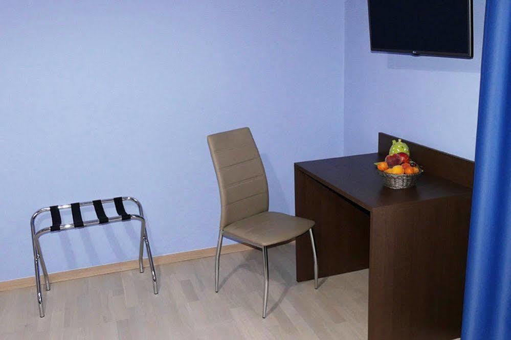 Cairoli Exclusive Rooms & Suite ブリンディジ エクステリア 写真