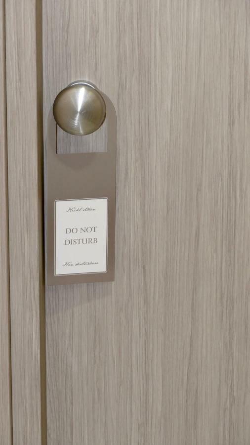 Cairoli Exclusive Rooms & Suite ブリンディジ エクステリア 写真